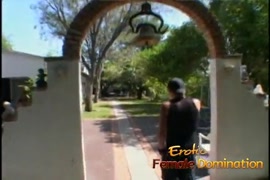 سكس عربي xuxx pouy