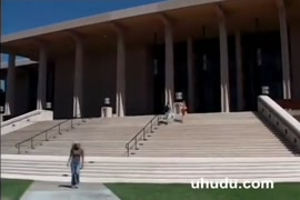 بنت شالحة بلحمام وتخضو mp4
